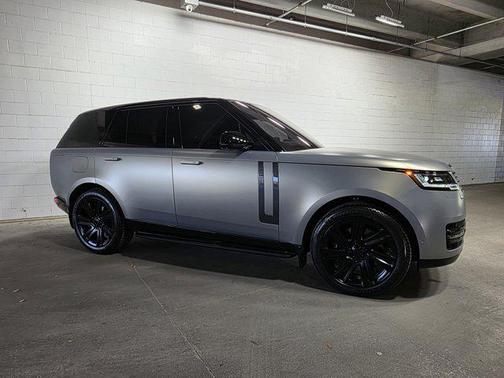 2023 Land Rover Range Rover P530 SE