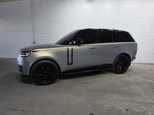 2023 Land Rover Range Rover P530 SE