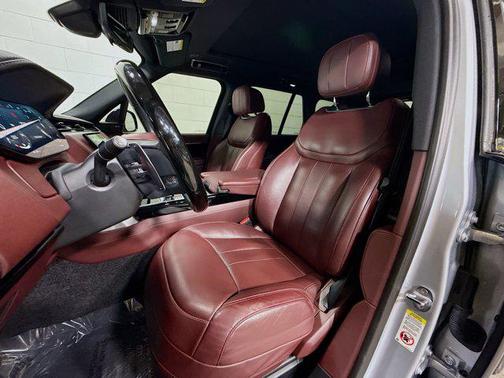 2023 Land Rover Range Rover P530 SE