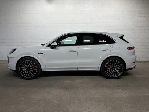 2025 Porsche Cayenne Cayenne Turbo E-Hybrid