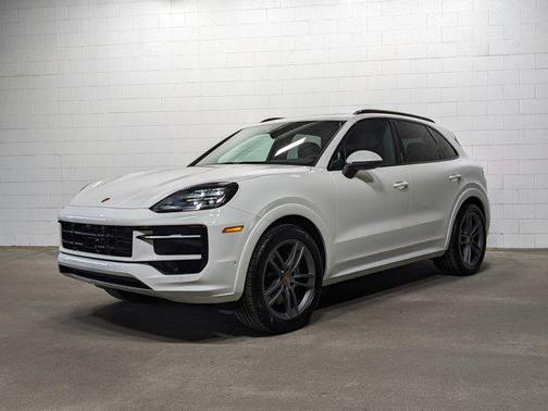 2025 Porsche Cayenne AWD