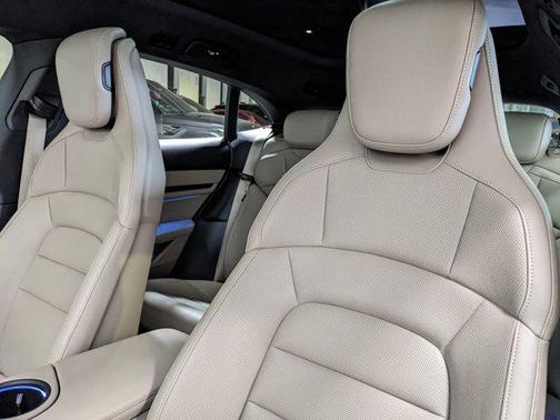2023 Porsche Taycan Cross Turismo 4S