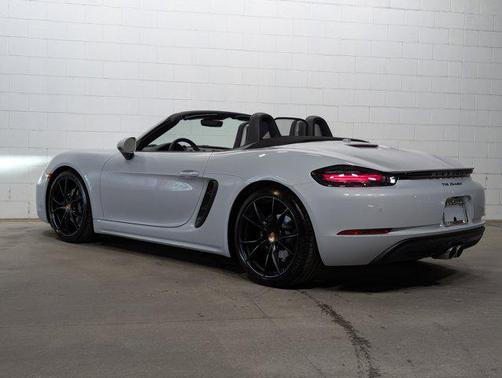 2025 Porsche 718 Boxster Style Edition