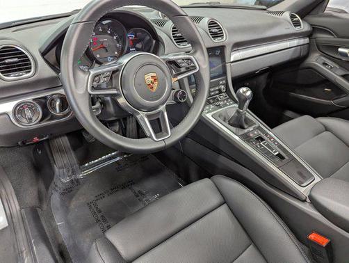 2025 Porsche 718 Boxster Style Edition