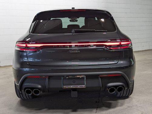 2026 Porsche Macan AWD