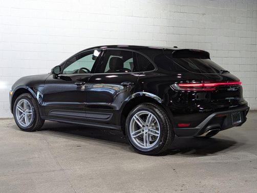2026 Porsche Macan AWD