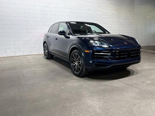 Algarve Blue Metallic 2026 Porsche Cayenne Cayenne E-Hybrid