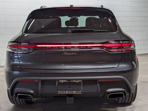 2026 Porsche Macan AWD