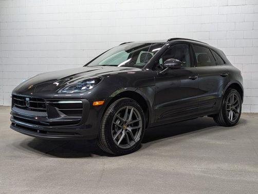 2026 Porsche Macan AWD