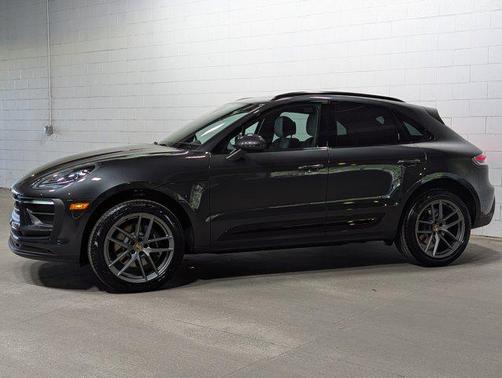 2026 Porsche Macan AWD