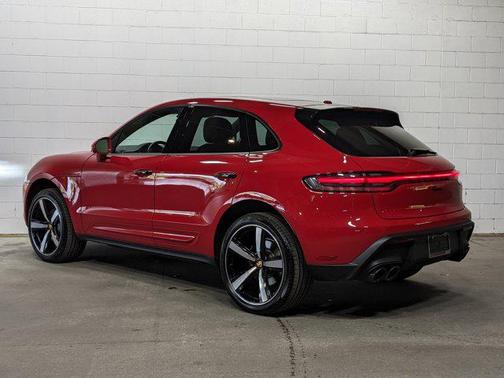 2025 Porsche Macan Base