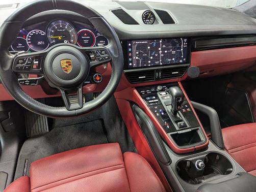 2023 Porsche Cayenne Turbo GT