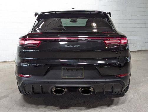 2023 Porsche Cayenne Turbo GT