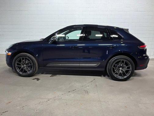 Night Blue Metallic 2023 Porsche Macan T