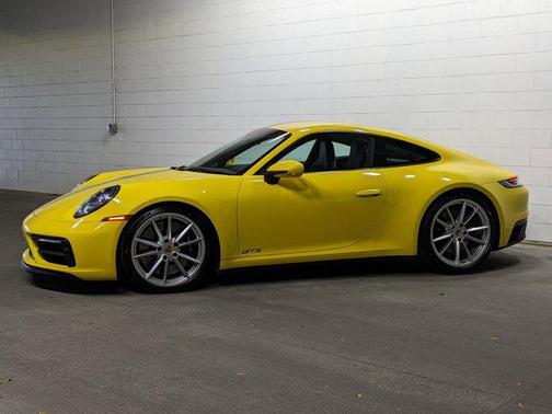2024 Porsche 911 Carrera GTS