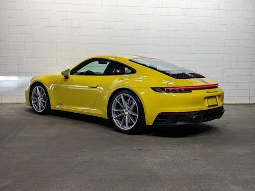 2024 Porsche 911 Carrera GTS