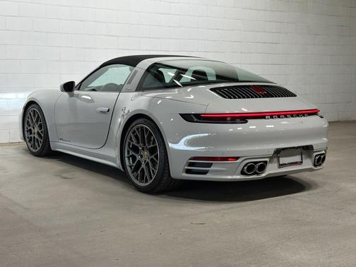 Chalk 2024 Porsche 911 Targa 4S