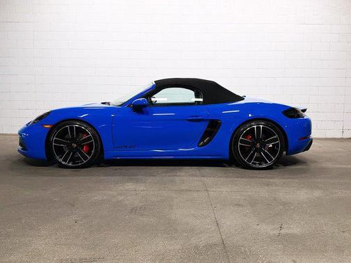 2025 Porsche 718 Boxster GTS 4.0