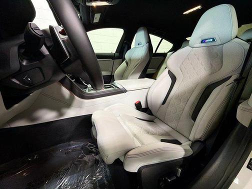 2021 BMW M8 Gran Coupe Base
