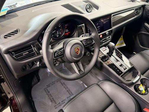 2026 Porsche Macan GTS