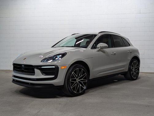 2025 Porsche Macan