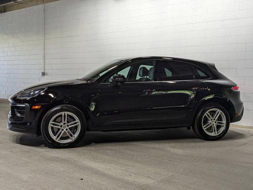 2024 Porsche Macan Base