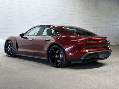 2022 Porsche Taycan RWD