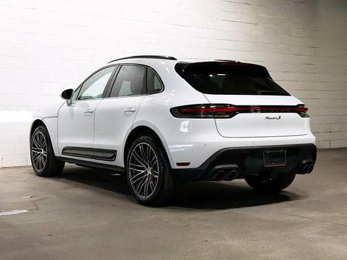 2026 Porsche Macan S