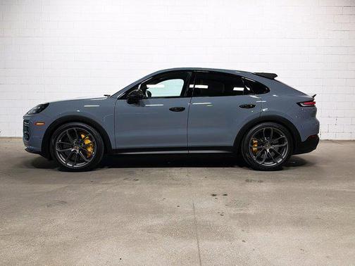 2024 Porsche Cayenne Turbo GT