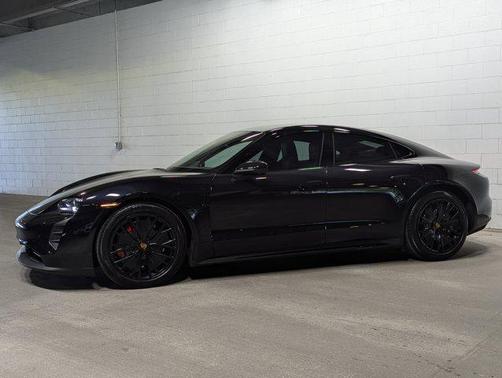2023 Porsche Taycan GTS