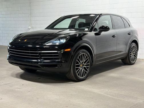 Black 2023 Porsche Cayenne Platinum Edition