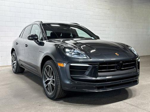 Volcano Grey Metallic 2026 Porsche Macan Macan