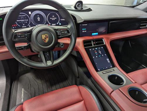 2025 Porsche Taycan 4S