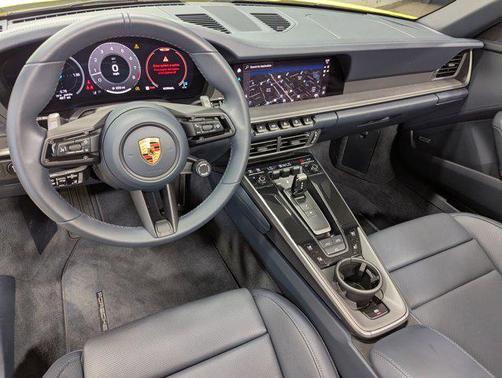 2025 Porsche 911 Carrera