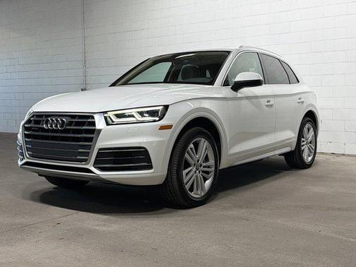 2018 Audi Q5 2.0T Premium Plus