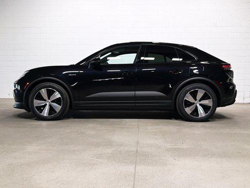 2024 Porsche Macan 4