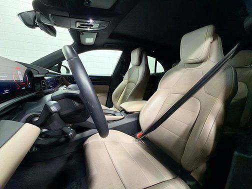 2024 Porsche Macan 4