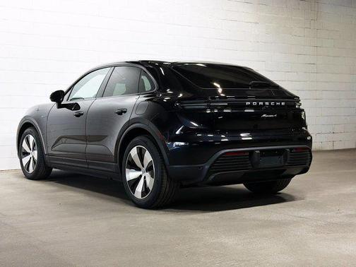 2024 Porsche Macan 4