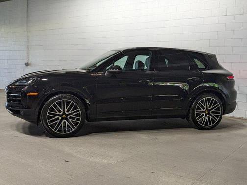 2024 Porsche Cayenne AWD
