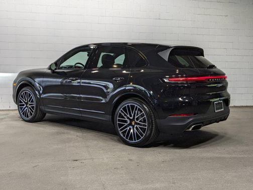 2024 Porsche Cayenne AWD