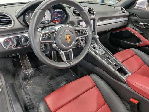 2024 Porsche 718 Boxster S