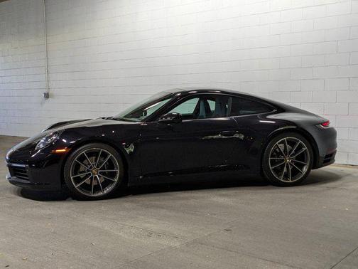 2023 Porsche 911 Carrera