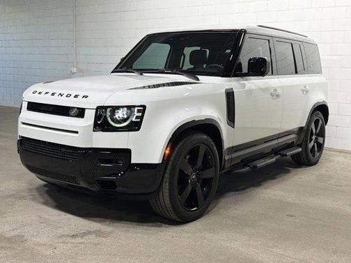 Fuji White 2023 Land Rover Defender 110 X-Dynamic SE