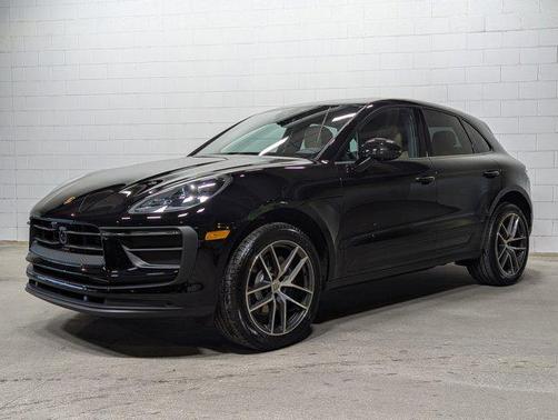 2026 Porsche Macan AWD