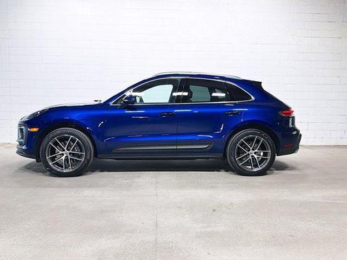 2025 Porsche Macan T