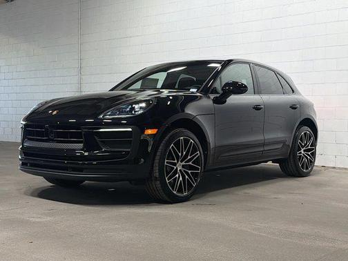 2026 Porsche Macan AWD