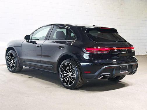 2026 Porsche Macan AWD