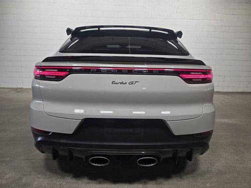 2022 Porsche Cayenne Turbo GT