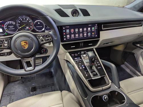 2023 Porsche Cayenne Turbo S