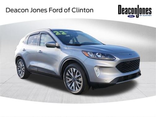 2022 Ford Escape TITANIUM